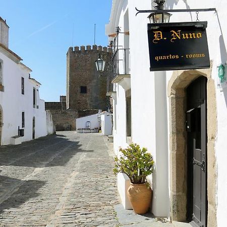 Gasthaus Dom Nuno - Turismo De Habitacao Monsaraz Exterior foto