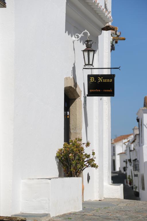Gasthaus Dom Nuno - Turismo De Habitacao Monsaraz Exterior foto