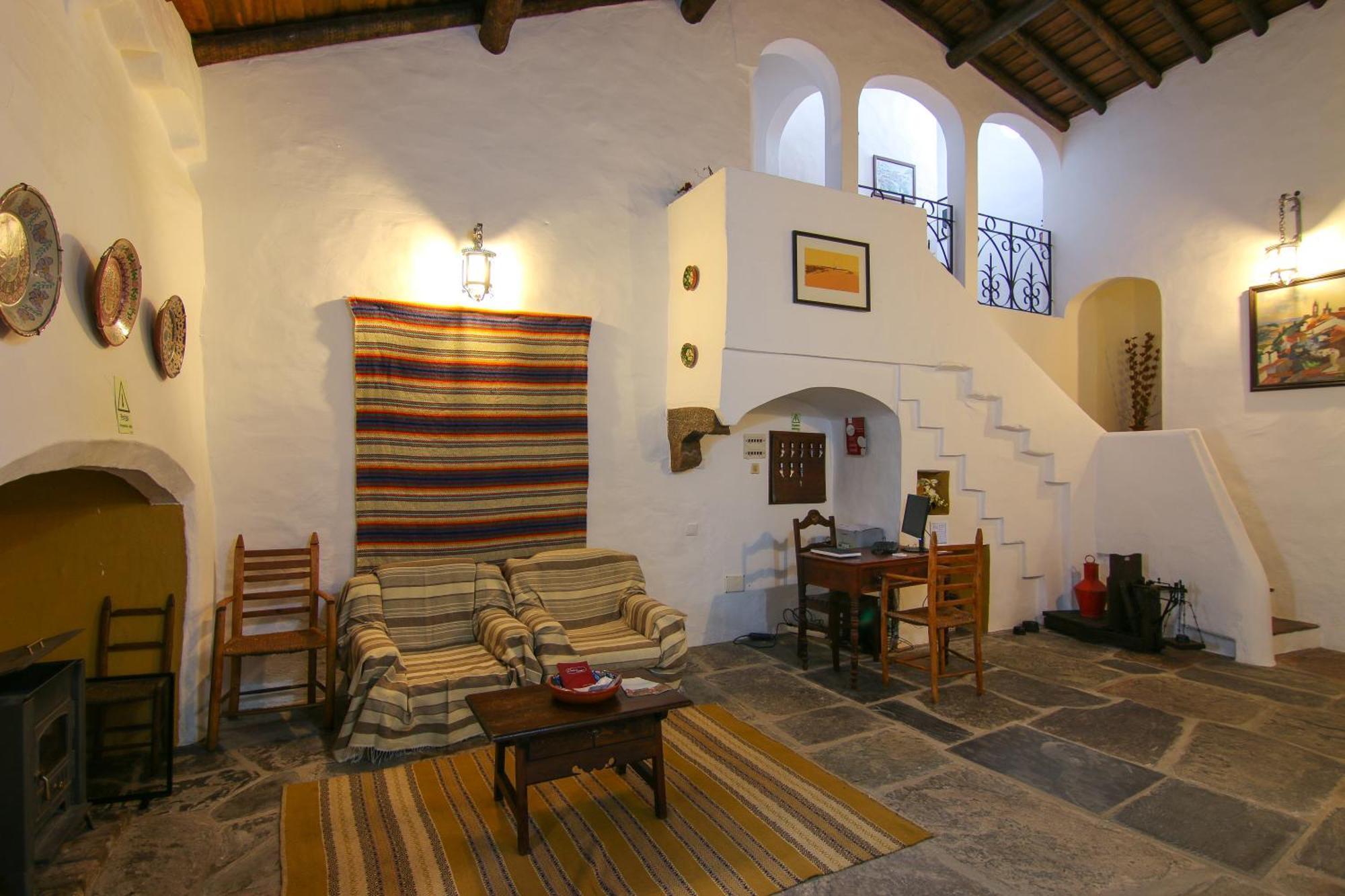 Gasthaus Dom Nuno - Turismo De Habitacao Monsaraz Exterior foto