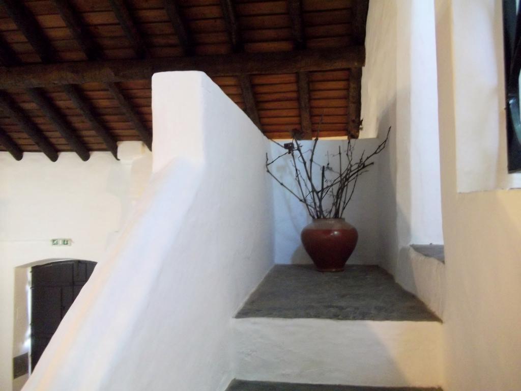 Gasthaus Dom Nuno - Turismo De Habitacao Monsaraz Exterior foto